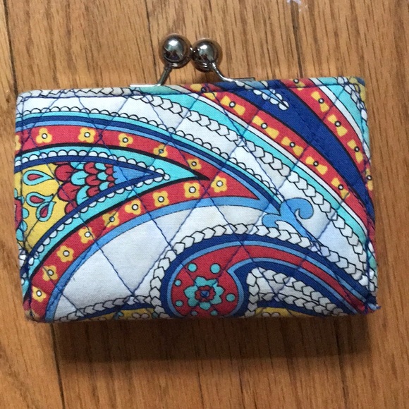 Vera Bradley  great condition wallet - Picture 2 of 8